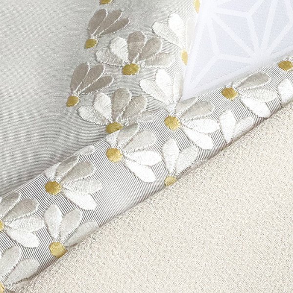 画像1: 刺繍半襟　扇面菊　シルバーグレー（05） (1)