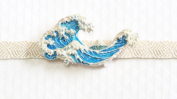 画像1: ピューター帯留め　神奈川沖浪裏 (1)
