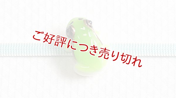 画像1: 帯留め　立体カエルさん（ニホンアマガエルカラー） (1)