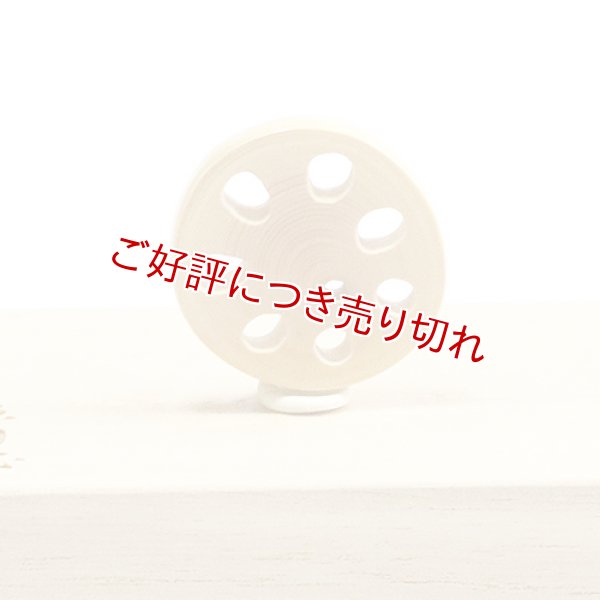 画像1: 黄楊根付　れんこん（B）　（2023年1月14日掲載） (1)