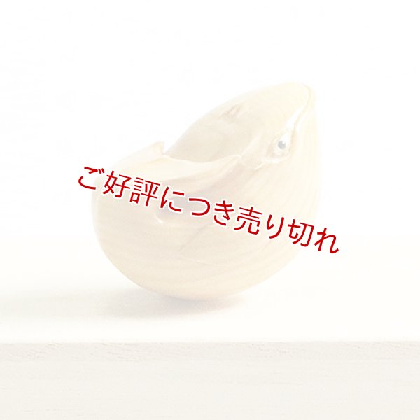 画像1: 黄楊根付　シロナガスクジラ【岡壱名入り】【桐箱付き】　（2023年8月4日掲載） (1)