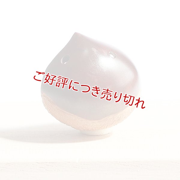 画像1: 黄楊根付　栗（小）虫入り【岡壱名入り】【桐箱付き】 　（2024年9月26日掲載） (1)