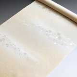 帯揚げ　縫取り切紙松葉　練色（ねりいろ）（02）