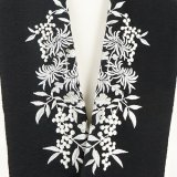 刺繍半襟　糸菊に南天　黒（くろ）（03）
