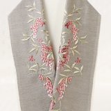 刺繍半襟　南天　煤色（すすいろ）（02）