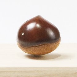 画像1: 黄楊根付　栗（虫入り）【岡壱名入り】【桐箱付き】（2025年9月27日掲載）