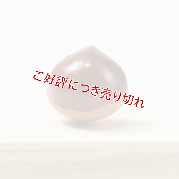 画像1: 黄楊根付　栗（小）【岡壱名入り】【桐箱付き】（2025年9月27日掲載） (1)