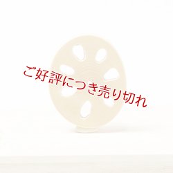 画像1: 黄楊根付　れんこん（C）（2025年10月27日掲載）