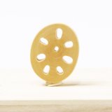 黄楊根付　れんこん（B）（2025年10月27日掲載）