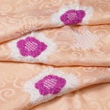 帯揚げ　輪出し白場取り小花　珊瑚色（さんごいろ）／牡丹色（ぼたんいろ）（51）