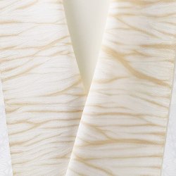 画像1: 半襟　叢雲絞り（草木染）　槙（01）