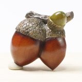 黄楊帯留め　団栗双子【岡壱名入り】 【桐箱付き】