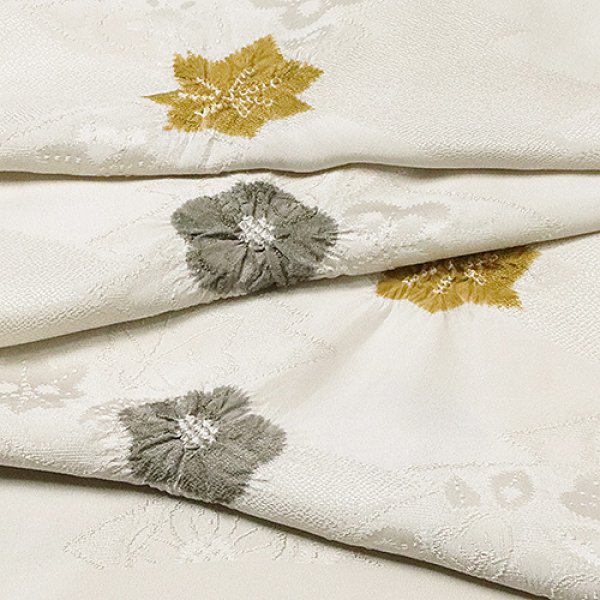 画像1: 帯揚げ　輪出し二色梅紅葉　（02） (1)