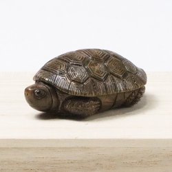 画像1: 黄楊根付　亀【岡壱名入り】 【桐箱付き】（2025年12月8日掲載）