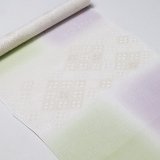 帯揚げ　縫取しあわせ菱　白藤色（しらふじいろ）／白緑（びゃくろく）（08）
