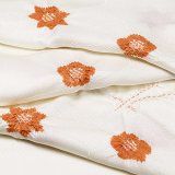 帯揚げ　輪出し吹き寄せ　オフホワイト／錆朱（32）