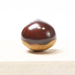 画像1: 黄楊根付　栗（小）虫入り【岡壱名入り】（2026年3月14日掲載）