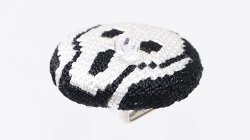 画像1: 帯留め　絽刺し　叫び（黒）