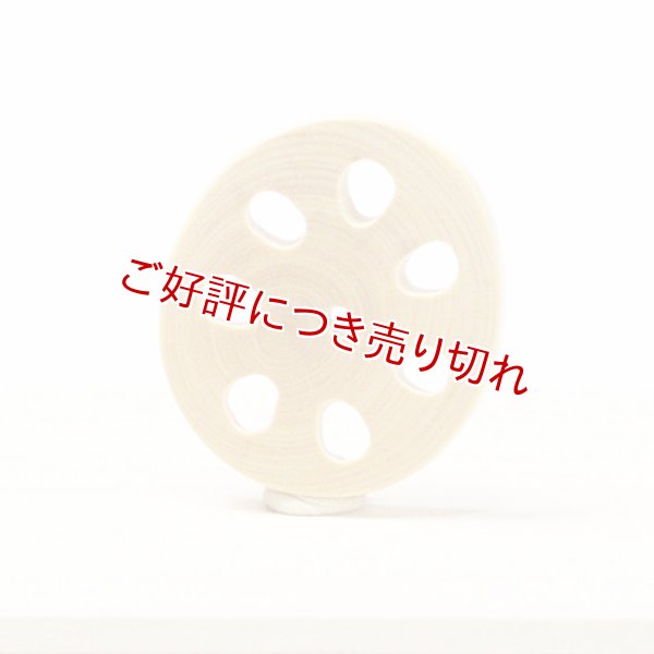 画像1: 黄楊根付　れんこん（B）（2026年7月6日掲載） (1)