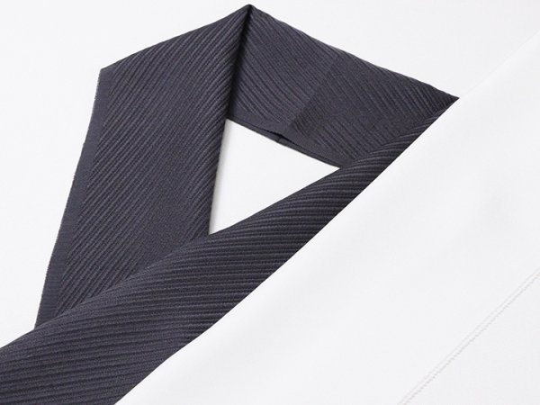 画像2: 無地半襟　ふくれ織り　斜線柄　墨黒（すみぐろ）（11） (2)