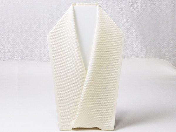 画像3: 無地半襟　ふくれ織り　斜線柄　象牙色（ぞうげいろ）（01） (3)