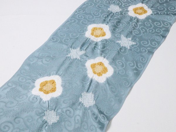 画像2: 帯揚げ　輪出し白場取り小花　舛花色（ますはないろ）／山吹茶（やまぶきちゃ）（15） (2)