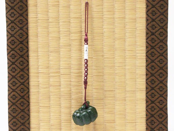 画像5: 黄楊根付　かぼちゃ（C）【岡壱名入り】（2026年10月9日掲載） ※桐箱付き (5)