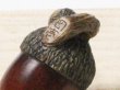 画像4: 黄楊根付　団栗（虫入り）【岡壱名入り】（2026年10月9日掲載） ※桐箱付き (4)