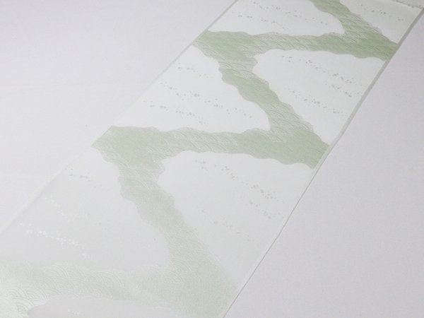 画像2: 帯揚げ　綸子白地道長ぼかし　（03） (2)