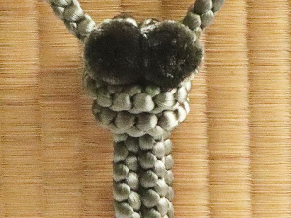 画像4: 紳士羽織紐　四津組梵天房　老竹色（おいたけいろ）（02） (4)