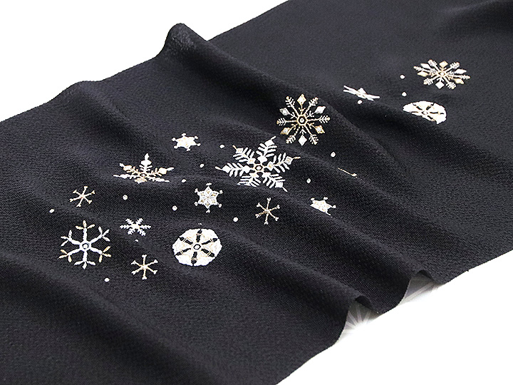 刺繍帯揚げ 雪花紋 ミッドナイトブラック （02）｜京都の着物和装小物 