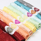 絞り帯揚げ　輪出し白場取り小花